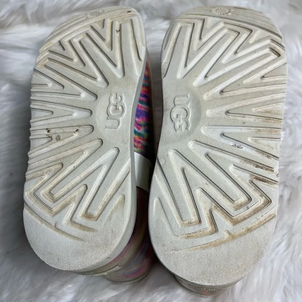 UGG Big Kids Classic Clear Mini Pixelate Boot Multi marble Color Boot girl SZ4.5